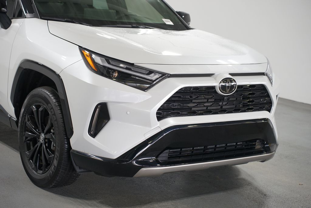 Thumbnail: 2025 Toyota RAV4 - 4