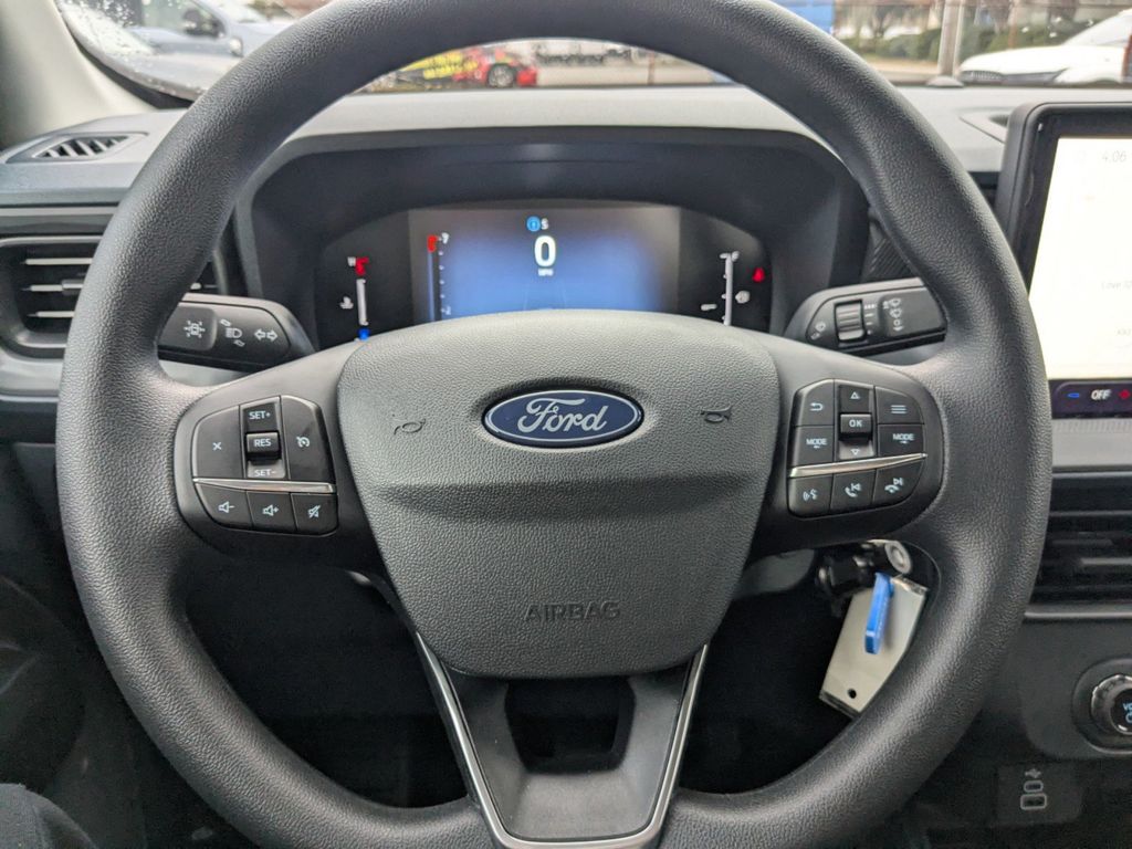 2025 Ford Maverick XL