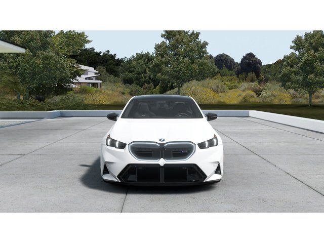 Thumbnail: 2026 BMW M5 - 3