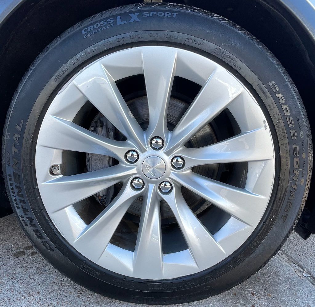 2017 Tesla Model X  Silver at Autostrade