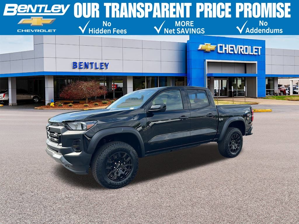 Black 2026 Chevrolet Colorado Trail Boss Crew Cab 4WD Pickup Truck Four-Wheel Drive 8-Speed Automatic