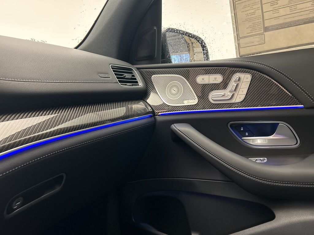 Thumbnail: 2026 Mercedes-Benz GLE - 21