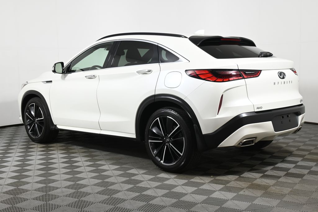 2022 INFINITI QX55 Essential 2