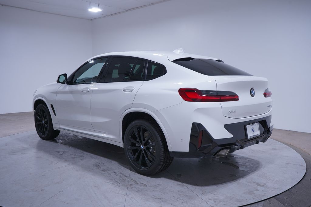 2025 BMW X4 xDrive30i 3