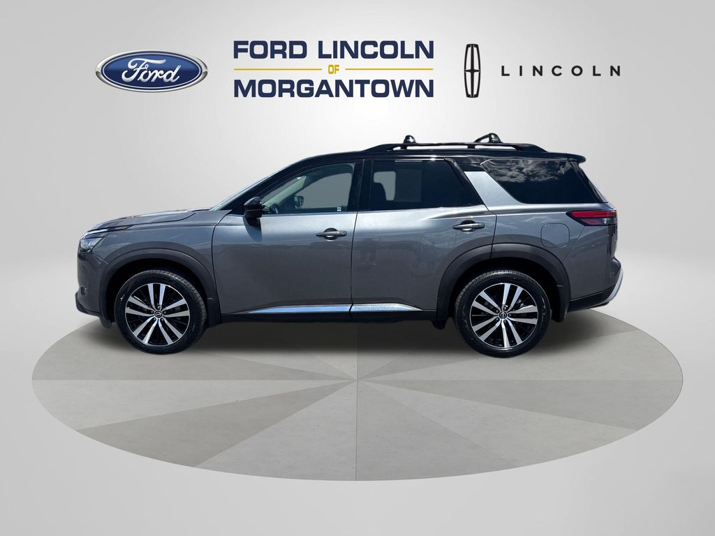 Gun Metallic/Super Black 2025 Nissan Pathfinder Platinum 4WD SUV / Crossover All-Wheel Drive 9-Speed Automatic