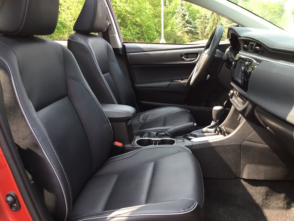 2016 Toyota Corolla LE Premium 5