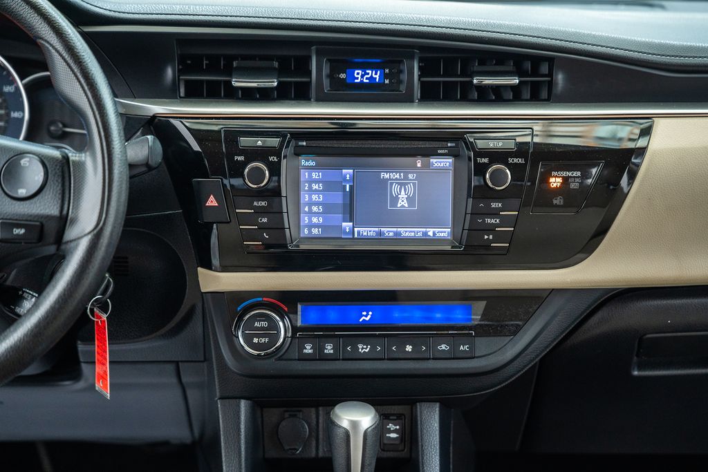 ToyotaCorolla19