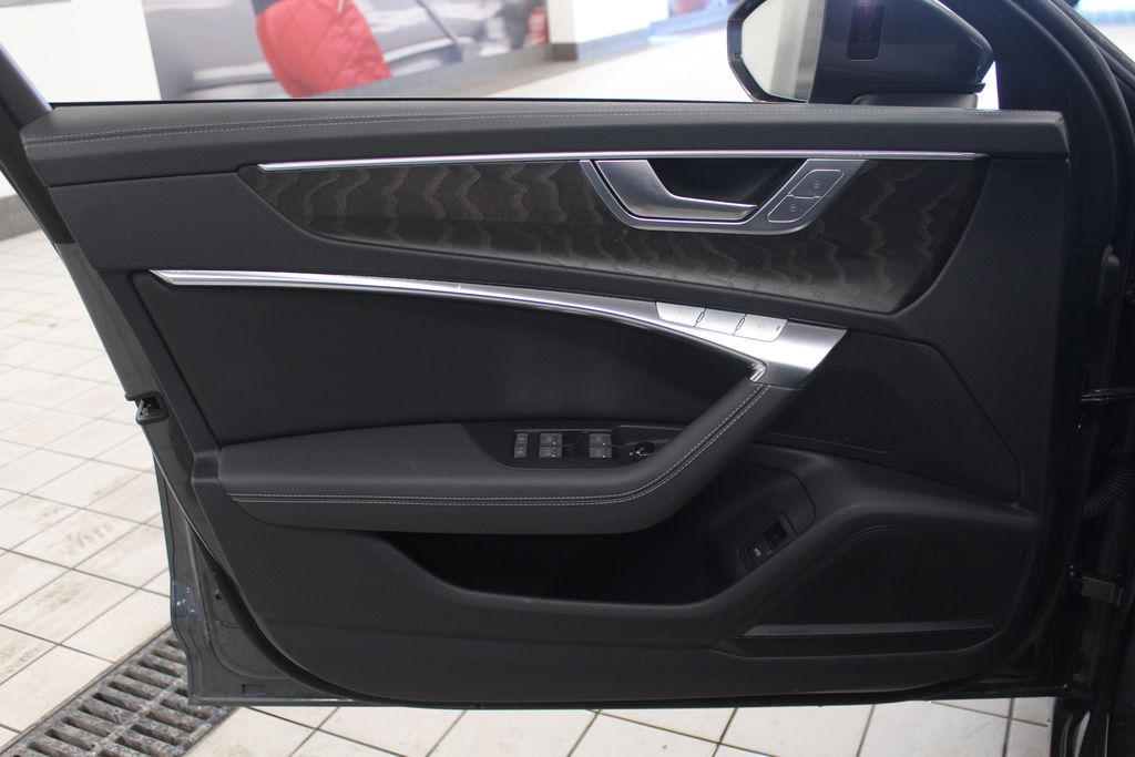 Thumbnail: 2023 Audi A6 - 14