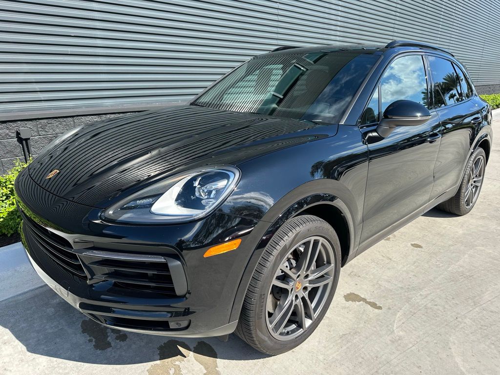 2021 Porsche Cayenne Base 6