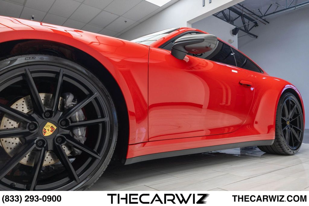 2023 Porsche 911