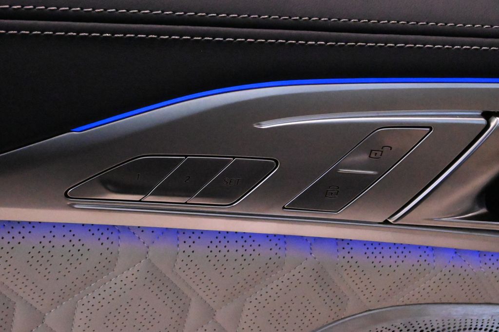 Thumbnail: 2025 BMW M8 - 23