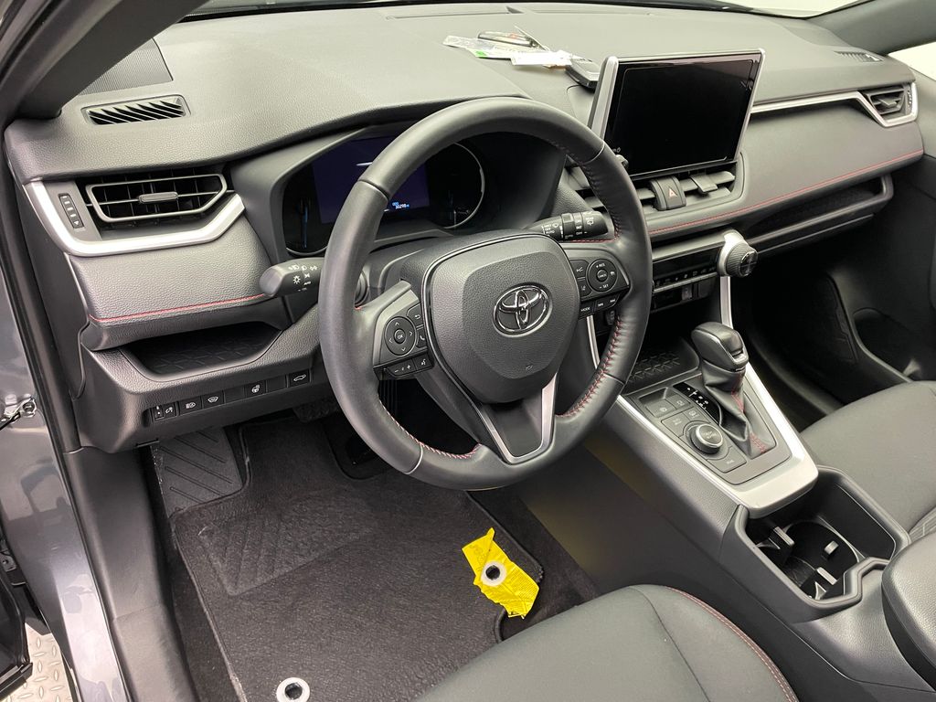 2023 Toyota RAV4 Prime SE 11