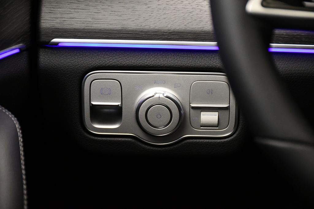 Thumbnail: 2026 Mercedes-Benz GLE - 20