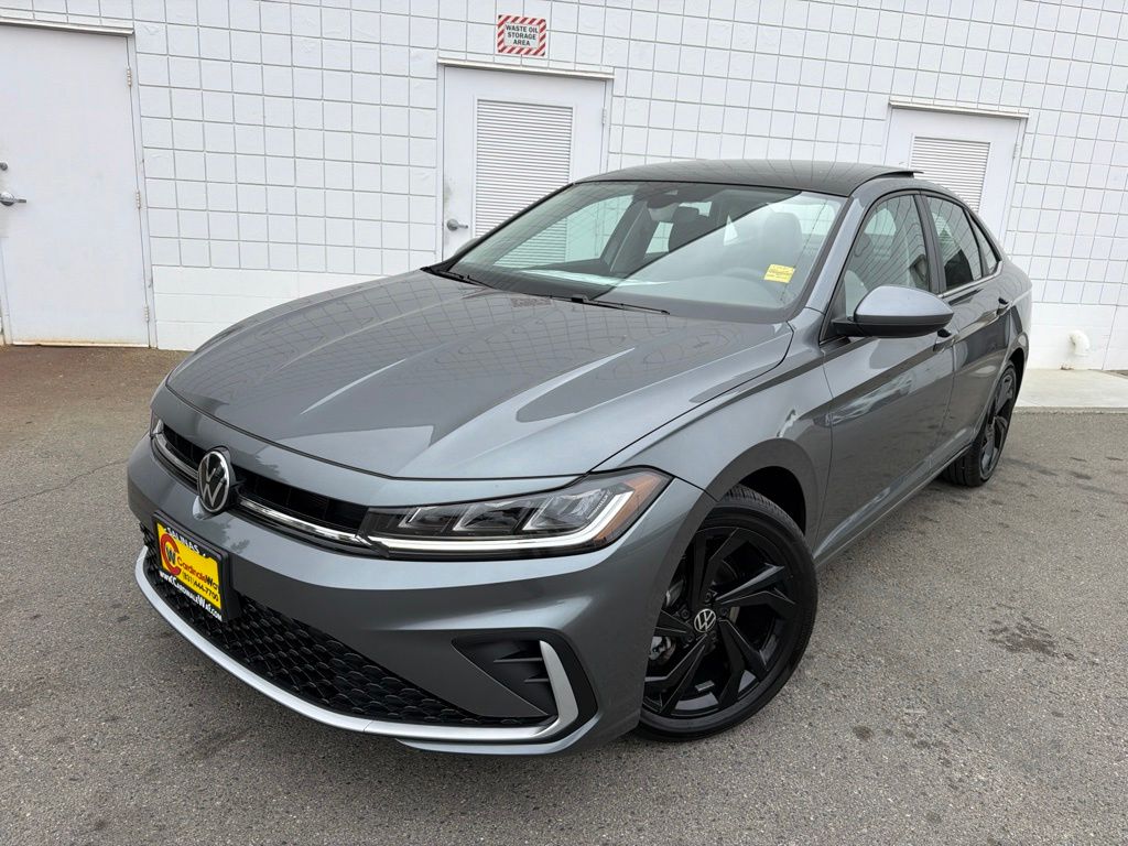 Gray (Platinum) 2027 Volkswagen Jetta Sedan Front-Wheel Drive 8-Speed Automatic
