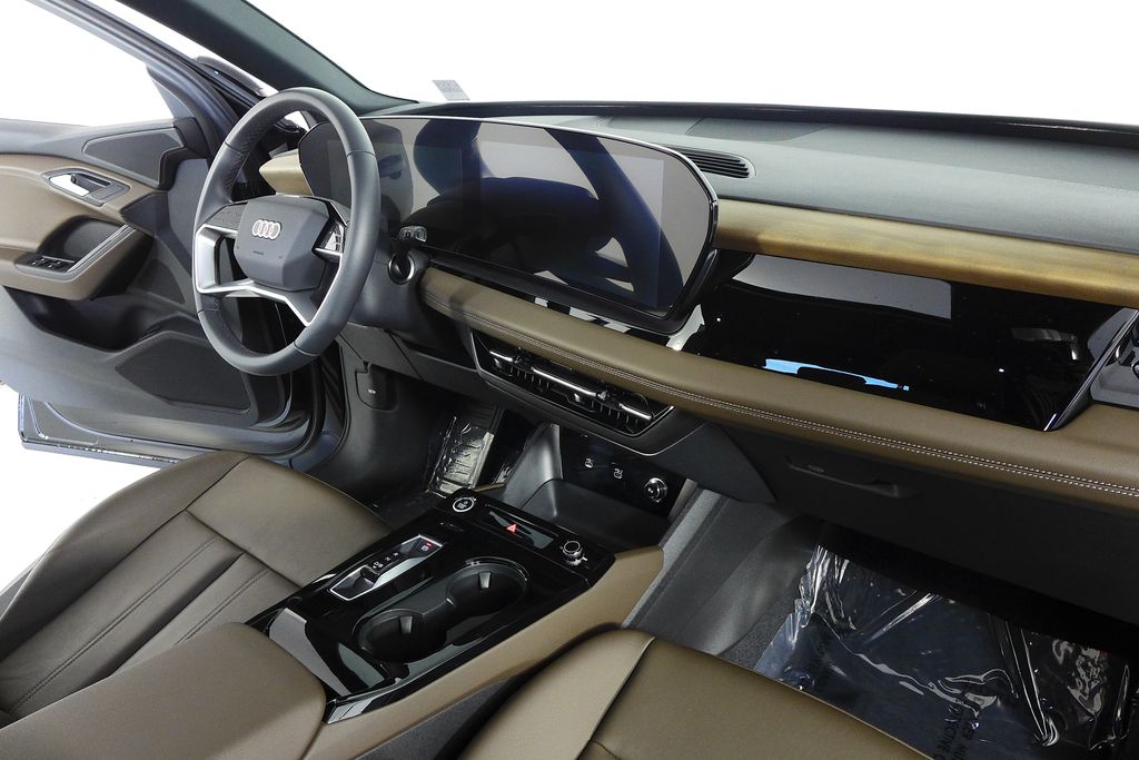 Thumbnail: 2025 Audi Q6 e-tron - 13