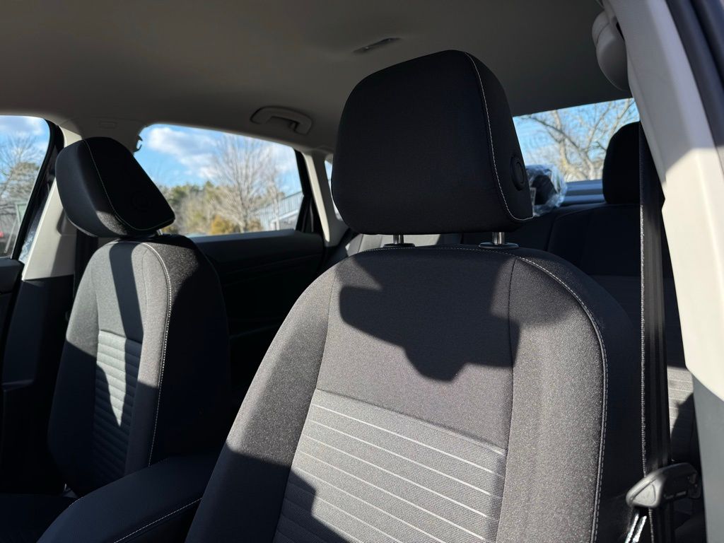 New 2026 Black Volkswagen 1.5T S image 21