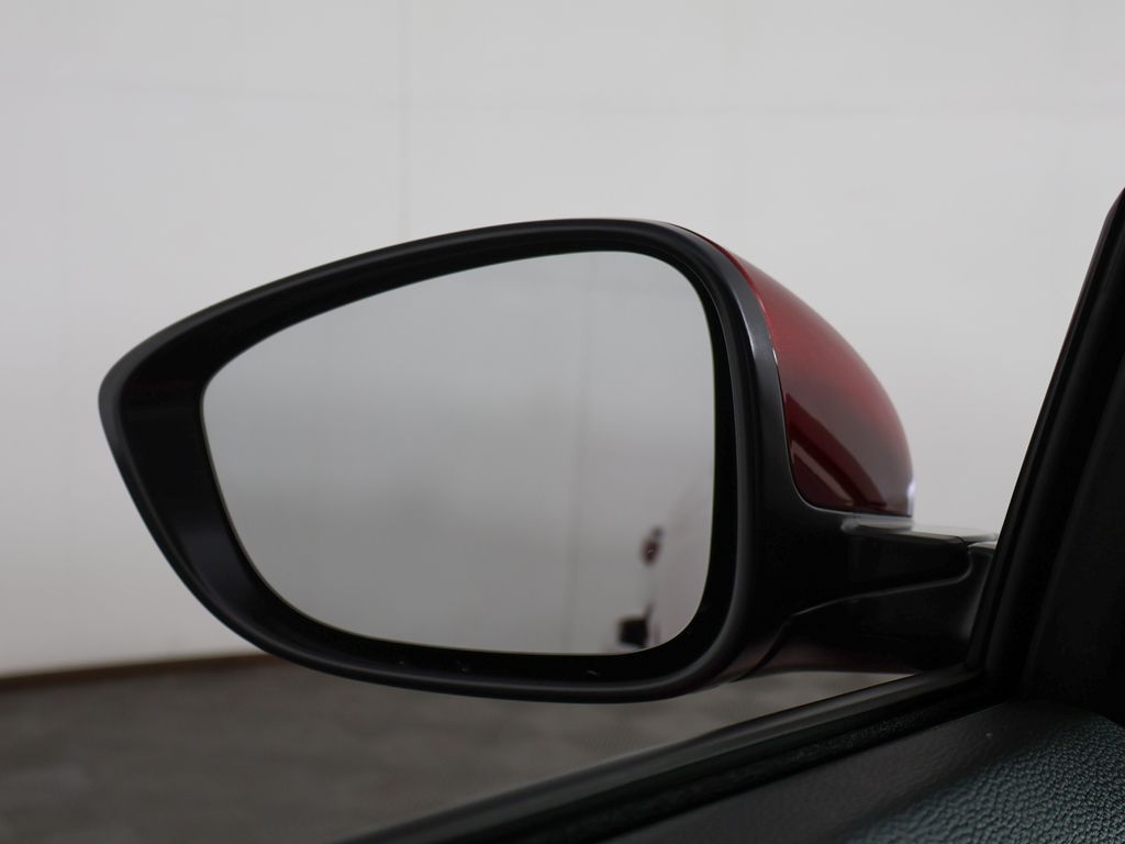 Used 2023 Red Honda LX image 30