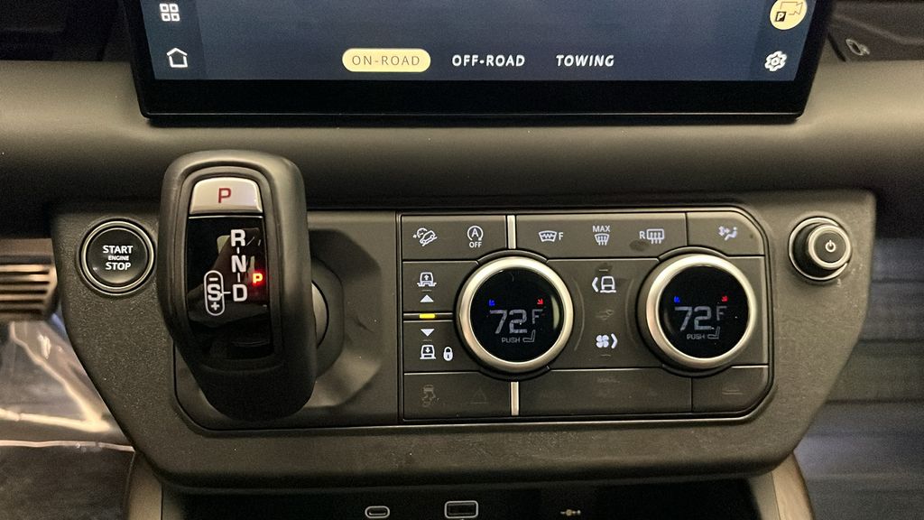 2023 Land Rover Defender 130 19