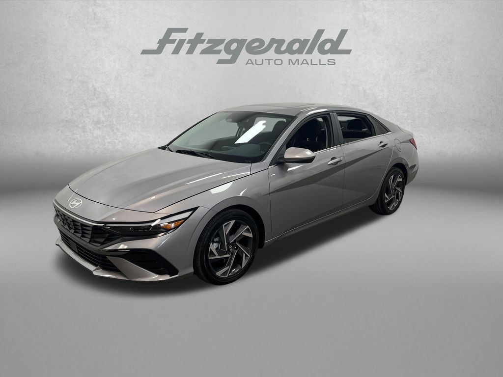 Fluid Metal 2025 Hyundai Elantra Sedan Front-Wheel Drive Continuously Variable Transmission