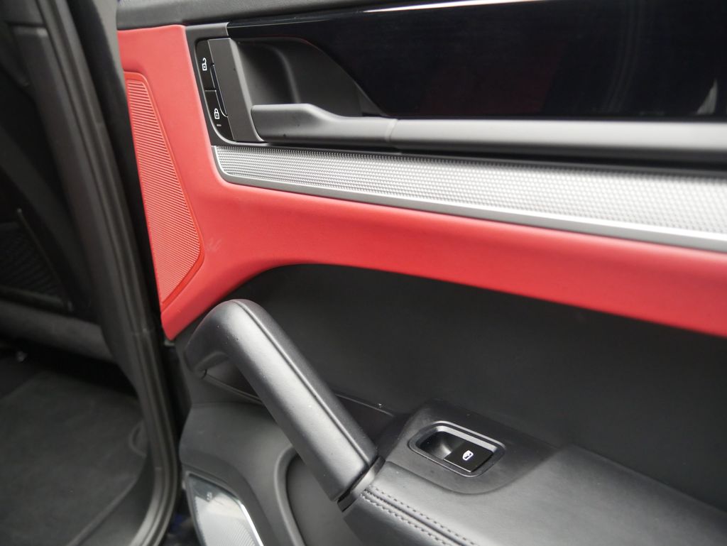 Thumbnail: 2026 Porsche  - 22