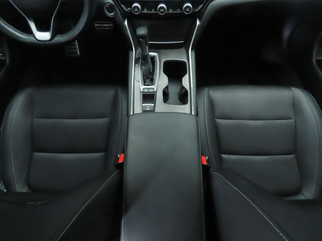Thumbnail: 2019 Honda Accord - 16
