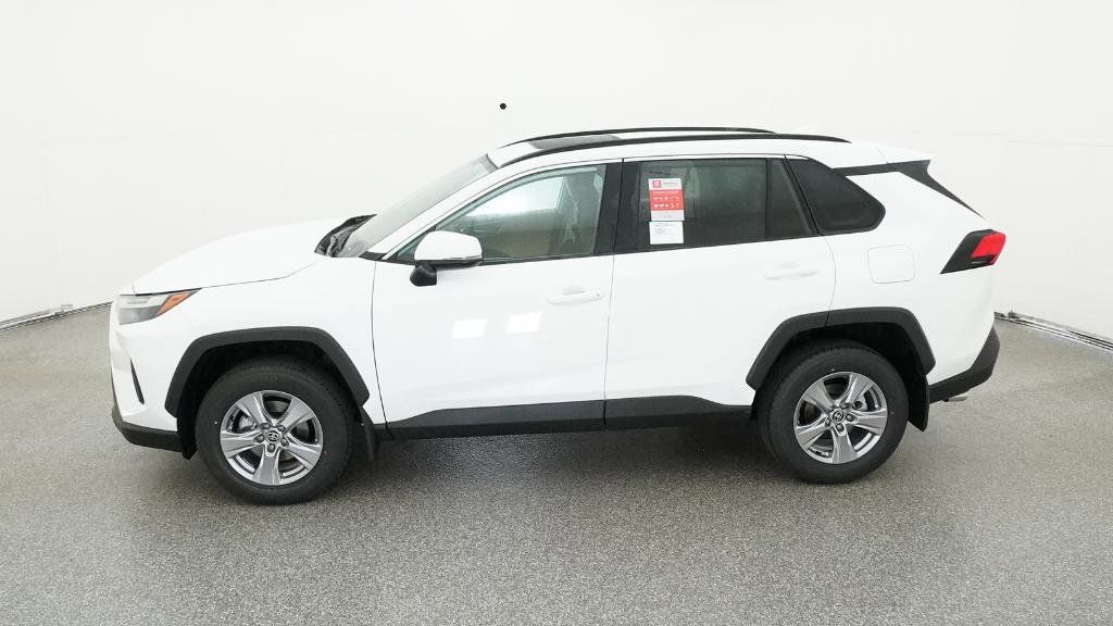 Thumbnail: 2025 Toyota RAV4 - 6