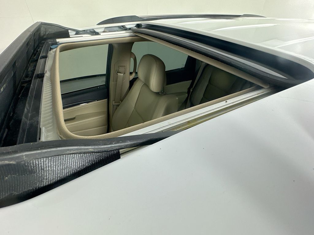 Used Car 2020 Jeep Grand Cherokee  Limited For Sale Under $20,000 In Austin, Texas