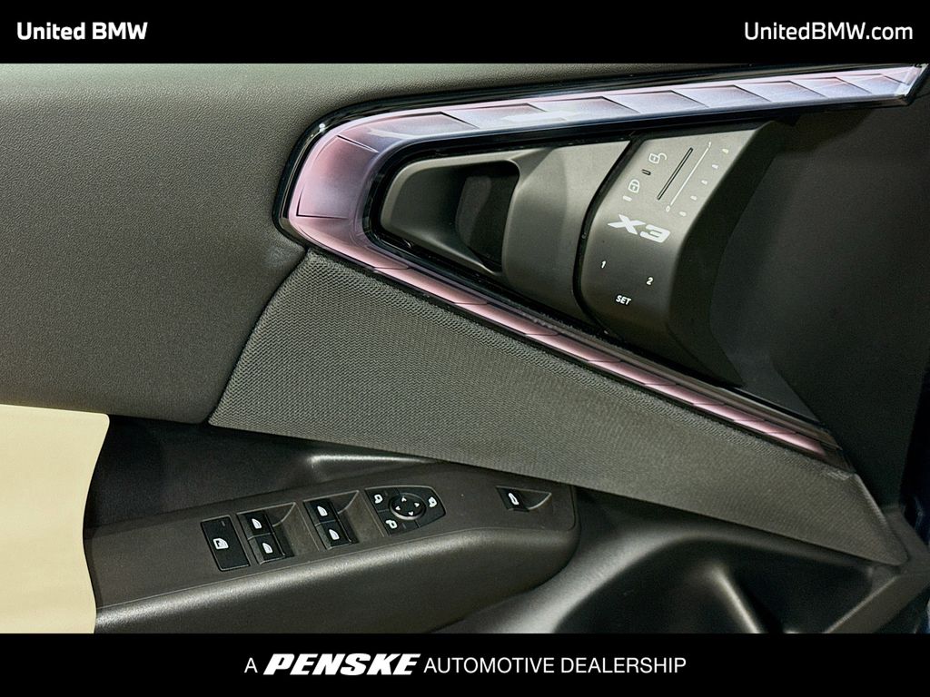 Thumbnail: 2025 BMW X3 - 3