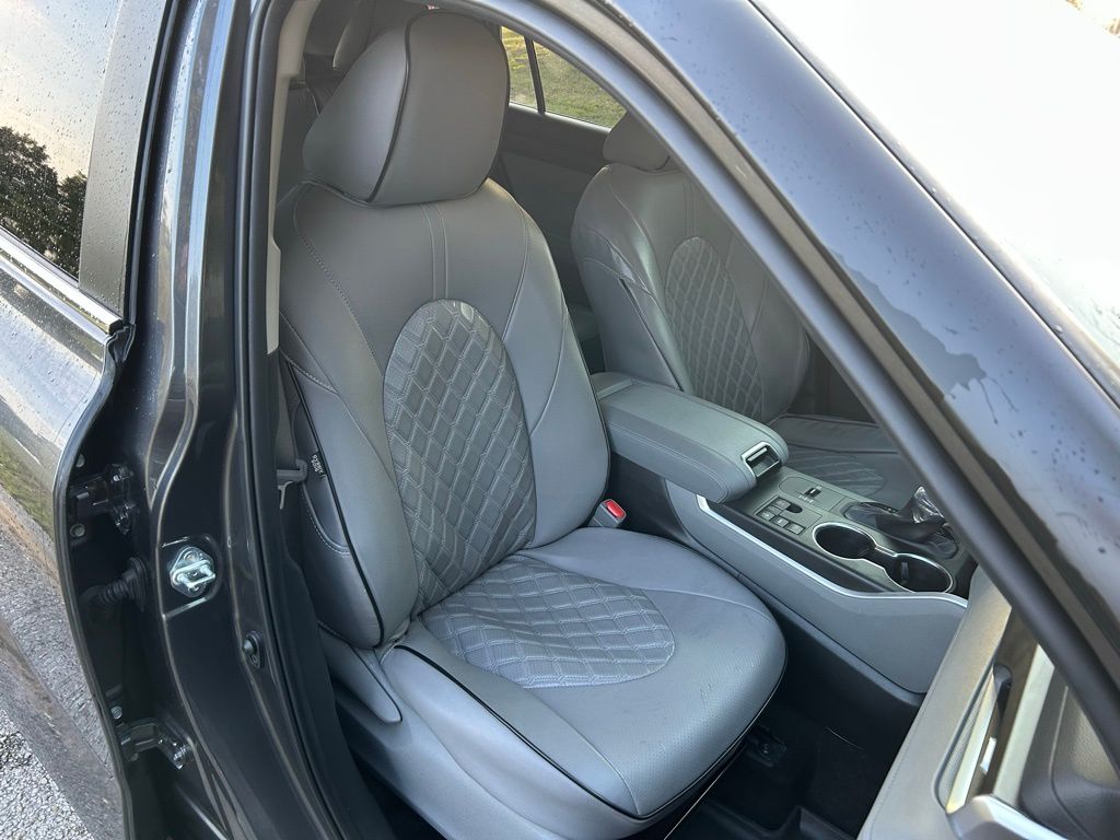 2024 Toyota Highlander LE 15