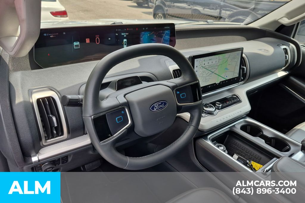Used 2025 Silver Metallic Ford Active image 15