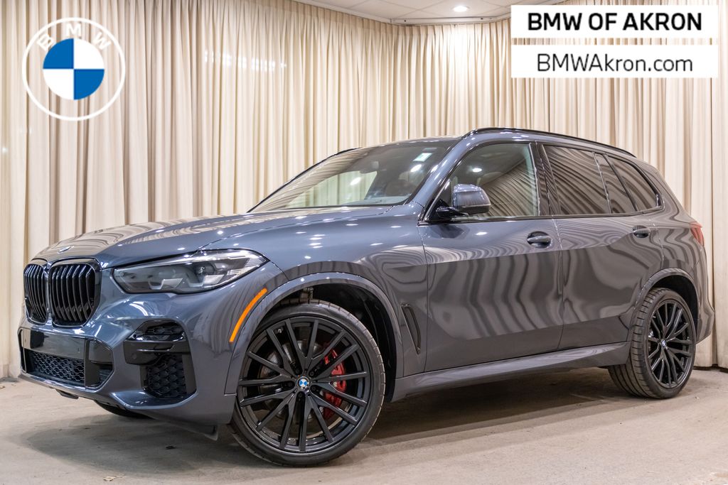 2022 BMW X5 xDrive40i AWD