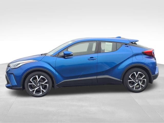 2020 Toyota C-HR XLE 4