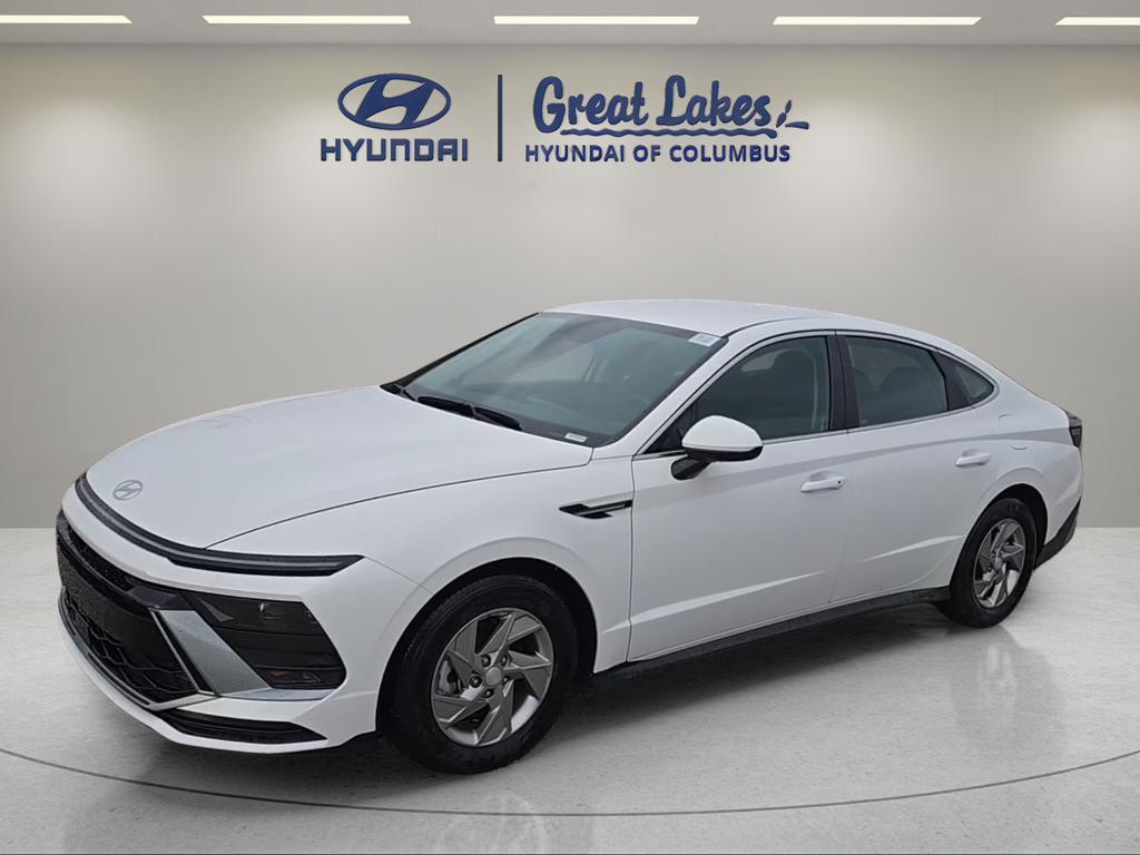 Serenity White 2026 Hyundai Sonata Sedan Front-Wheel Drive 8-Speed Automatic
