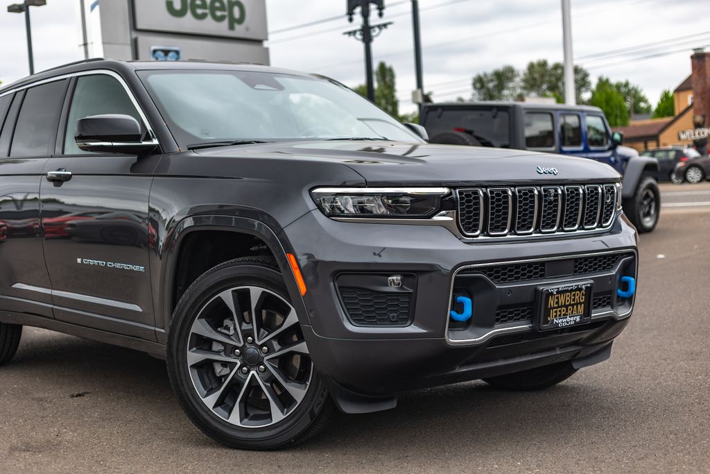 2022 Jeep Grand Cherokee 4xe Overland 4xe thumbnail 3