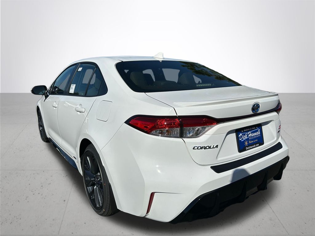 2025 Toyota Corolla Hybrid SE