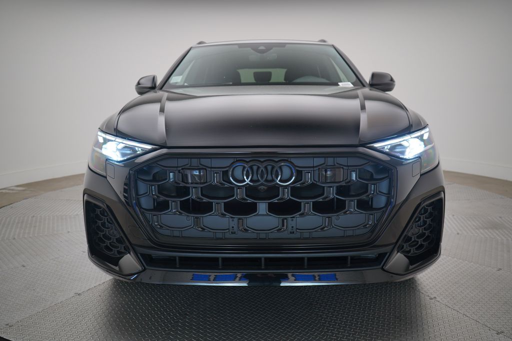 Thumbnail: 2026 Audi Q8 - 5