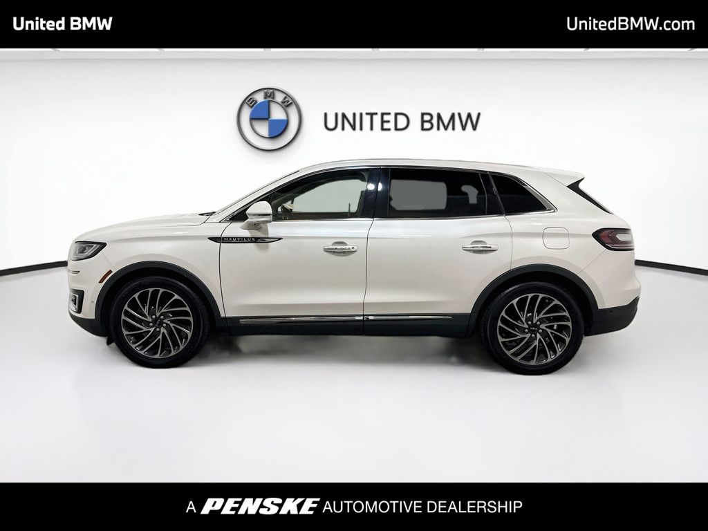 Thumbnail: 2019 Lincoln Nautilus - 8