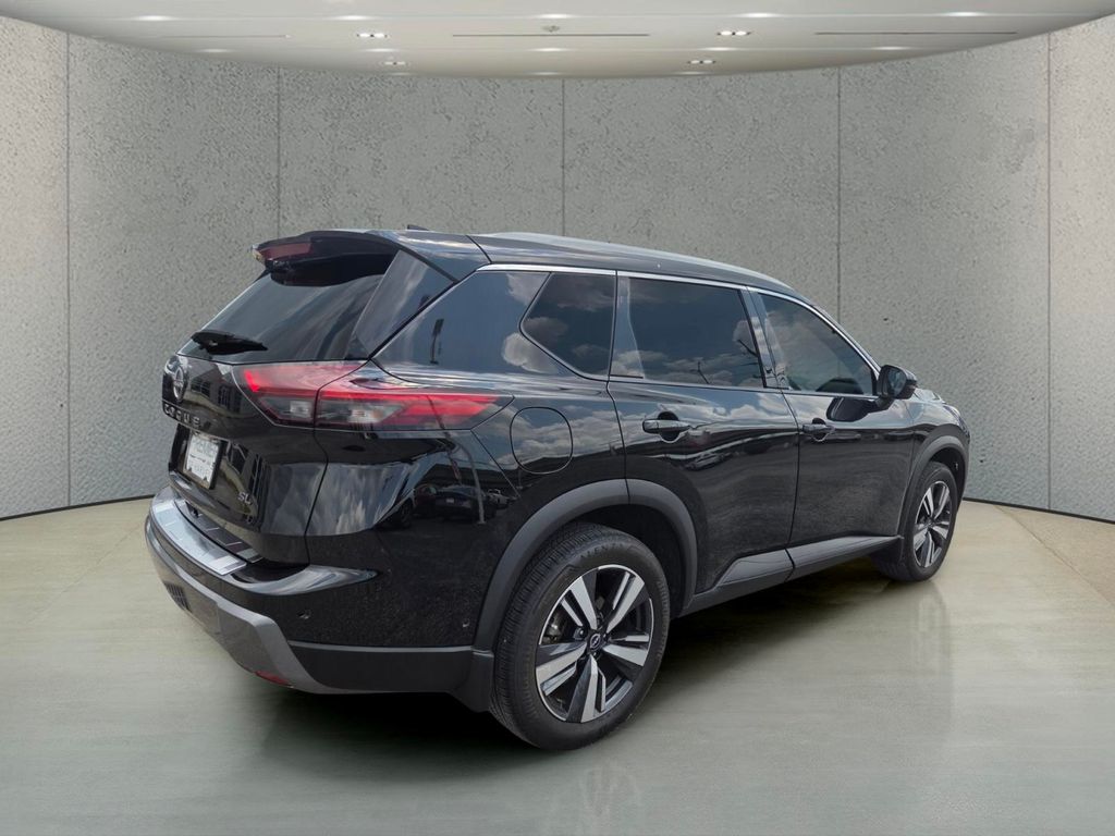 Used 2024 Nissan Rogue SUV