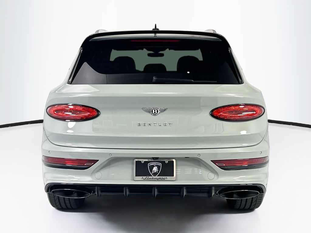 Thumbnail: 2023 Bentley Bentayga - 6