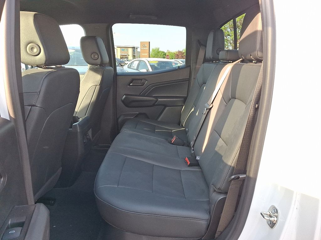 Thumbnail: 2024 Chevrolet Colorado - 10