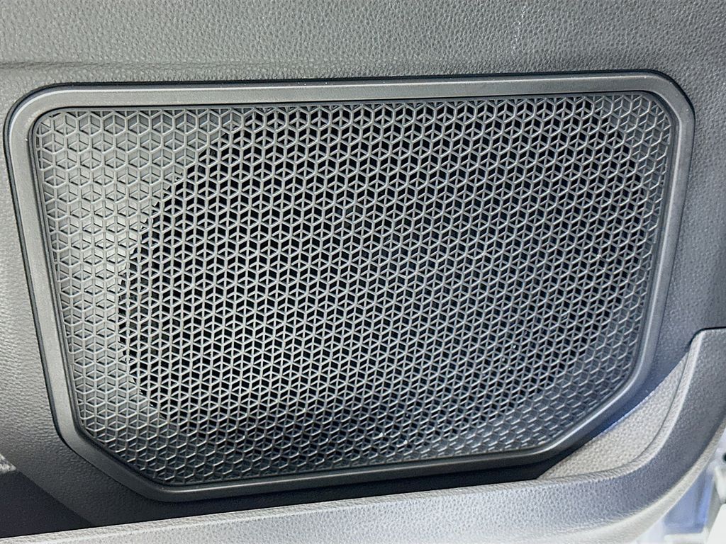 Thumbnail: 2025 Toyota Tundra - 19