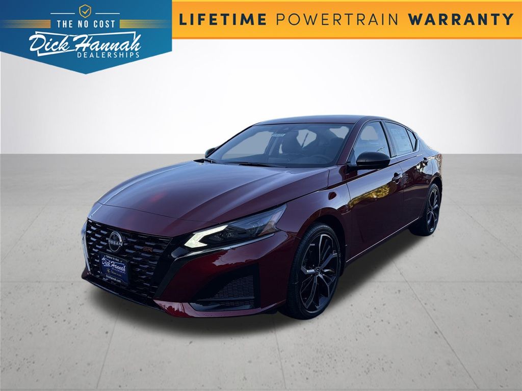 2025 Nissan Altima 2.5 SR