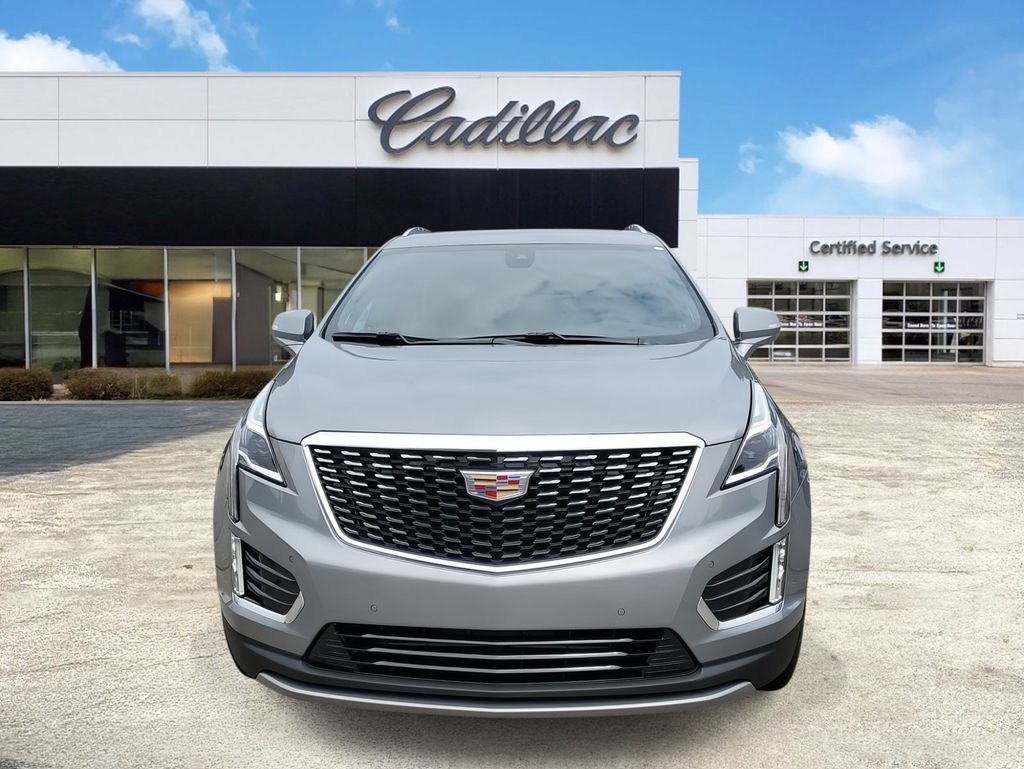 2024 Cadillac XT5 Premium Luxury 2