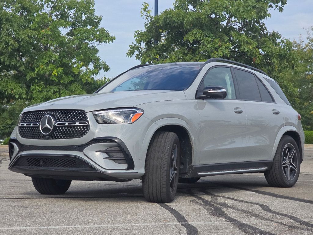 Certified Used 2026 White Mercedes-Benz GLE 450 image 13