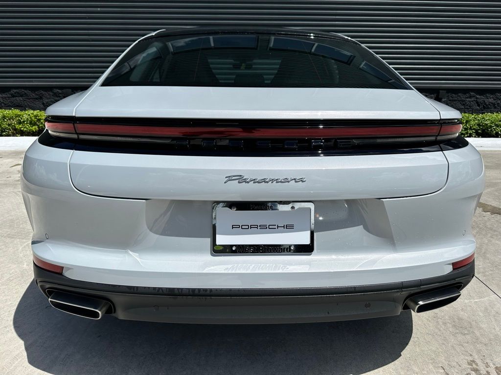 Thumbnail: 2025 Porsche Panamera - 11