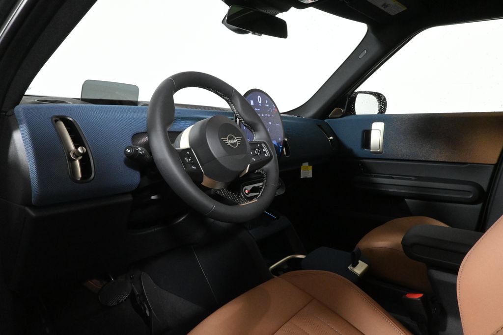 2025 MINI Cooper Countryman Base 15