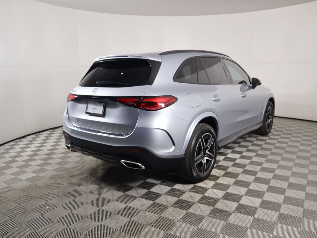 Thumbnail: 2026 Mercedes-Benz GLC - 5