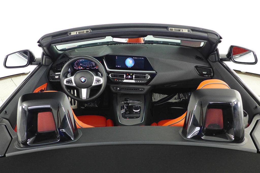 Thumbnail: 2022 BMW Z4 - 11