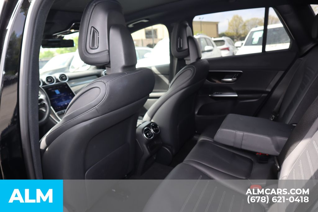 Used 2025 Black Mercedes-Benz GLC 350e image 17
