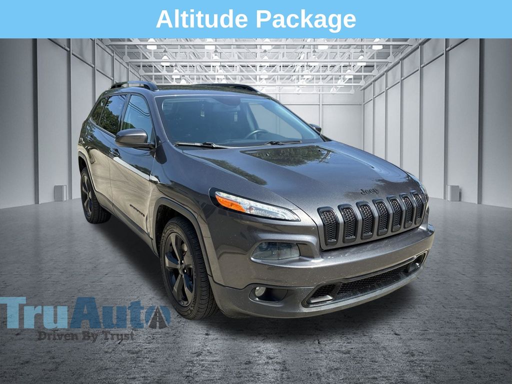 Crystal Metallic 2018 Jeep Cherokee SUV / Crossover Front-Wheel Drive 9-Speed Automatic